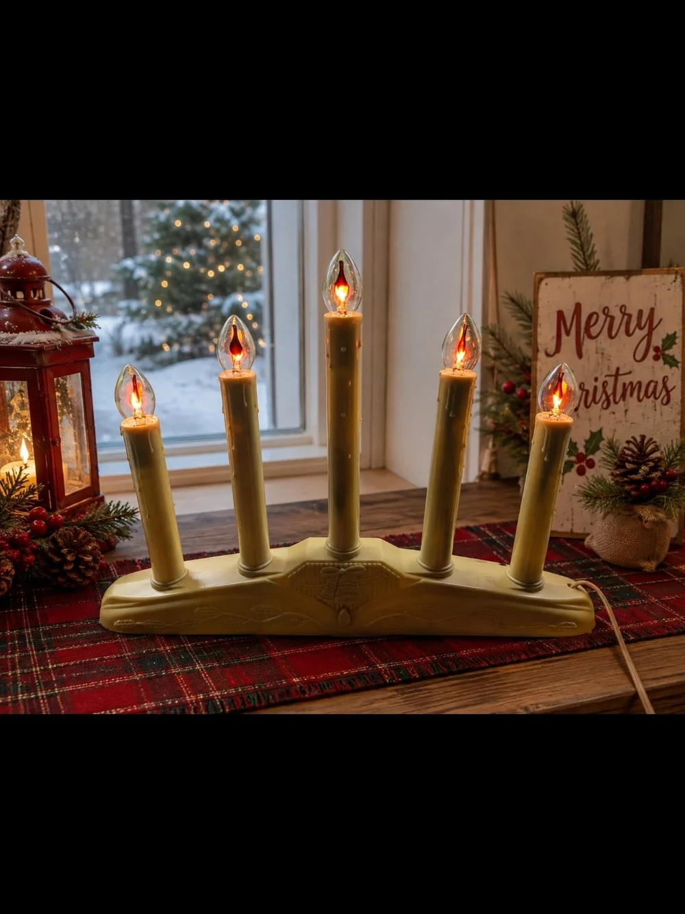 Vintage 3-Light Plastic Christmas Candolier Window Light C7 Bells Relief